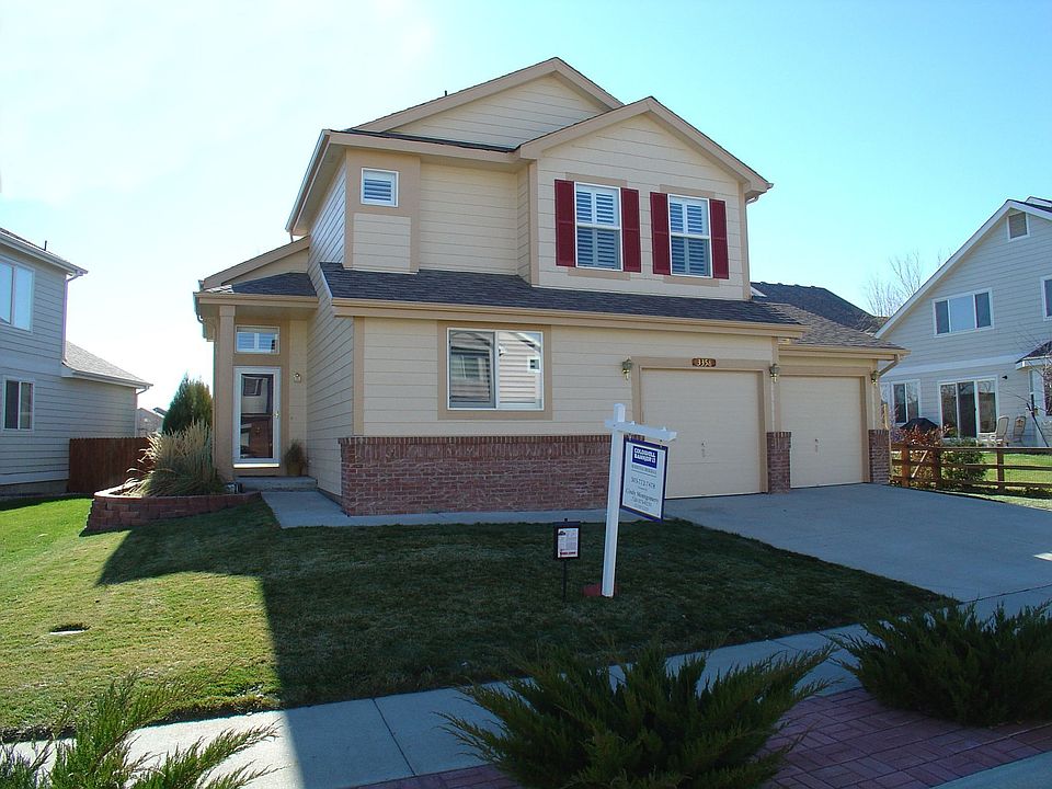 Front of the house 