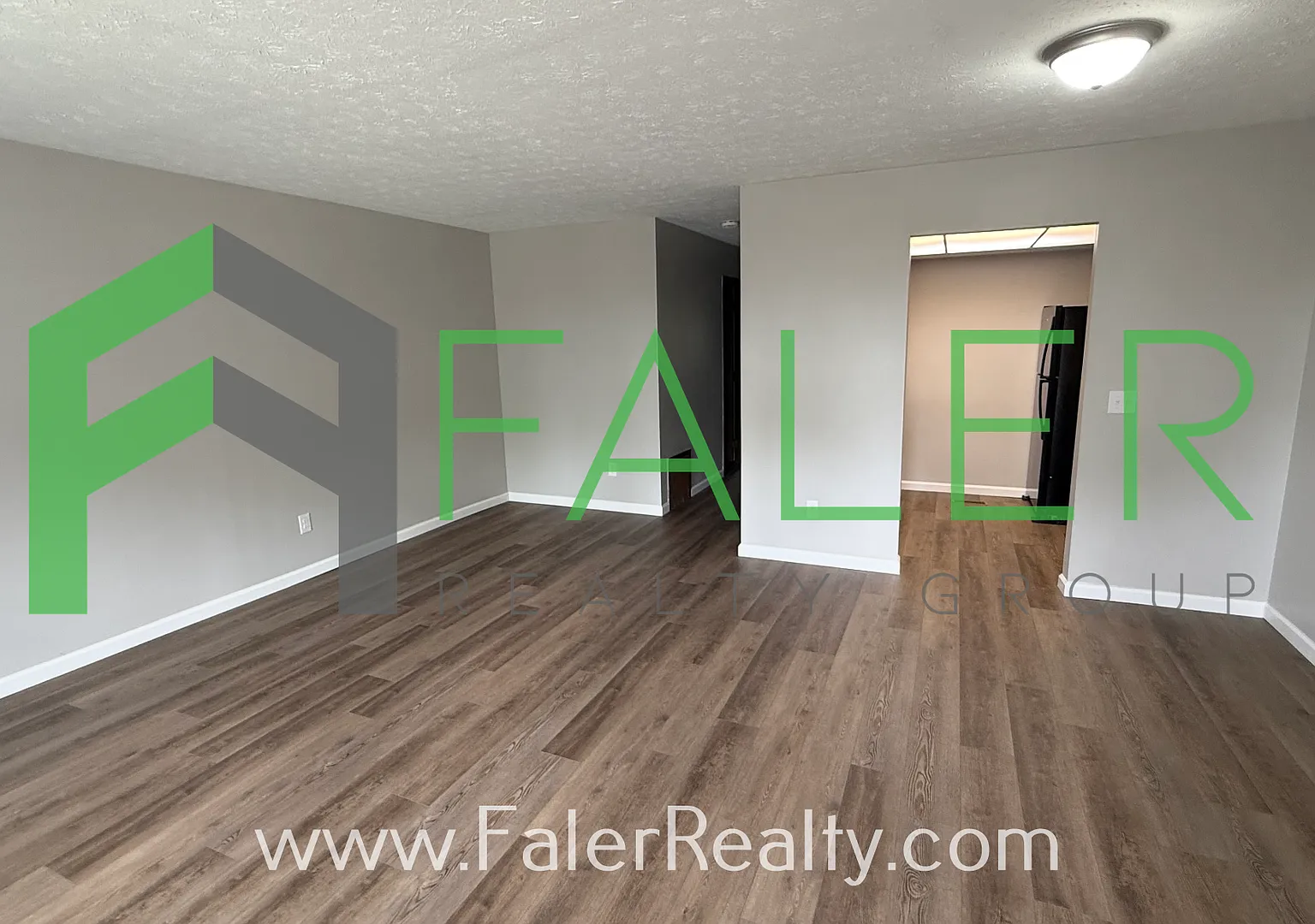 1122 Redbluff — Photo 3