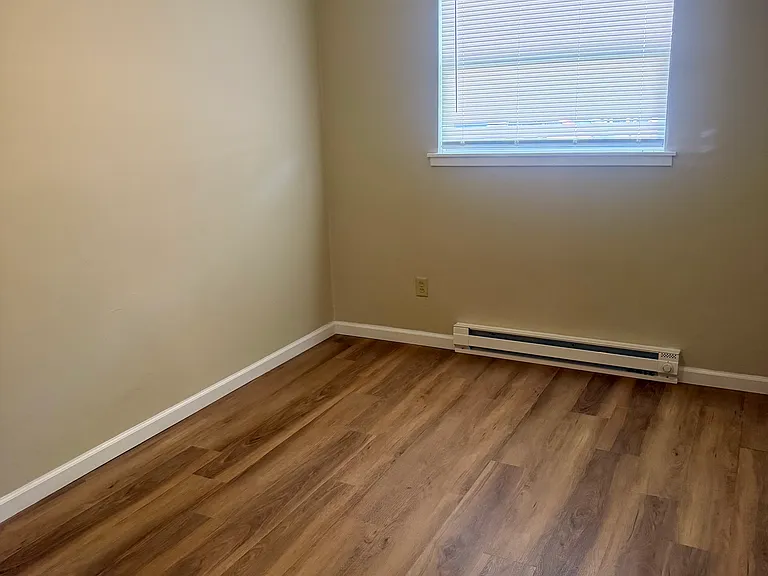 1901 S 1st St #9 — Photo 9