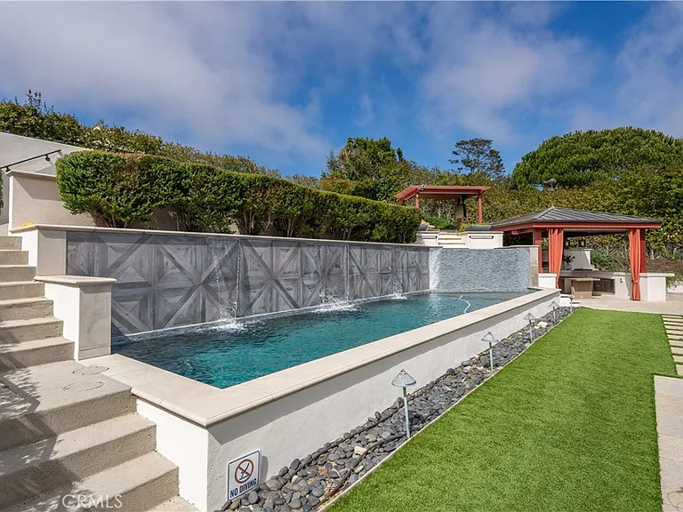 28232 Lobrook Dr — Photo 3