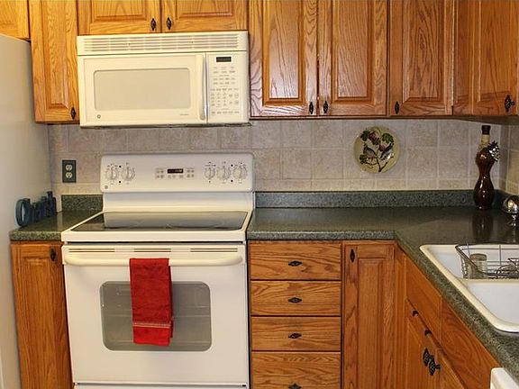 4th image of 1000 Cove Cay Dr Unit 6C