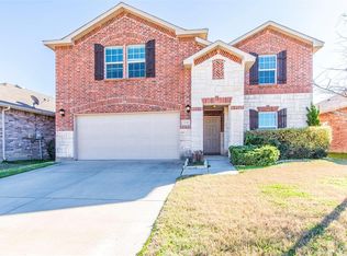 800 Underhill Dr, Arlington, TX 76002