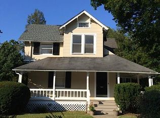 400 N Wayne Ave, Wayne, PA 19087