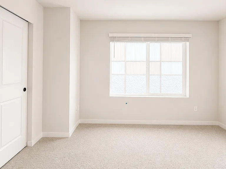 Upstairs bedroom 2