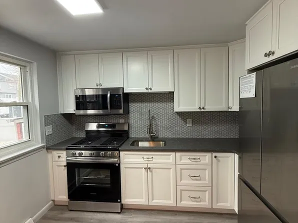 870 Hilton Dr, Lancaster, PA 17603