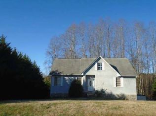 1707 Running Deer Dr NW, Conover, NC 28613