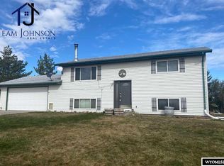 78 S Coyote Rd, Glenrock, WY 82637