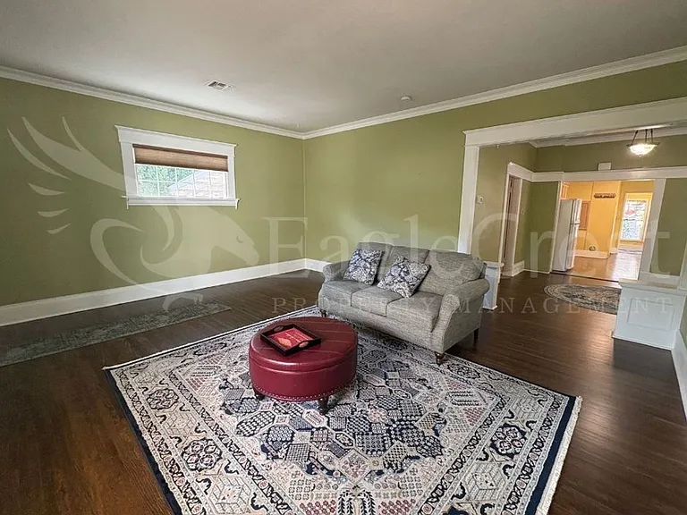 515 Newell St — Photo 14