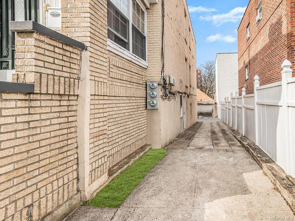 2nd image of 3045 Wilson Ave