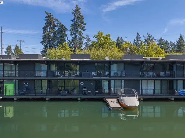 668 McVey Ave #52, Lake Oswego, OR 97035