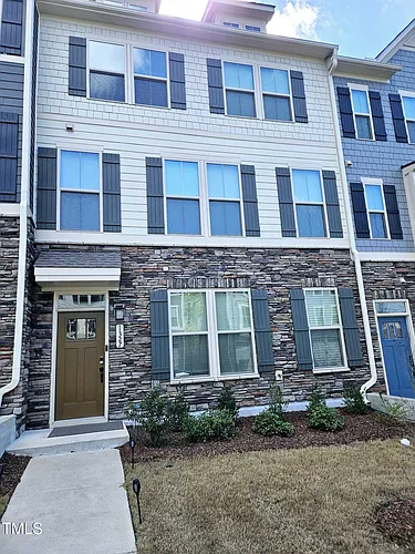 1327 Channing Park Cir Photo 1
