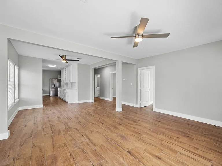 3916 Kennon St — Photo 5