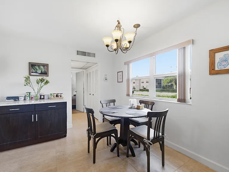 387 Flanders Way #I — Photo 7