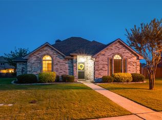 2870 Hampshire Ln, Rockwall, TX 75032
