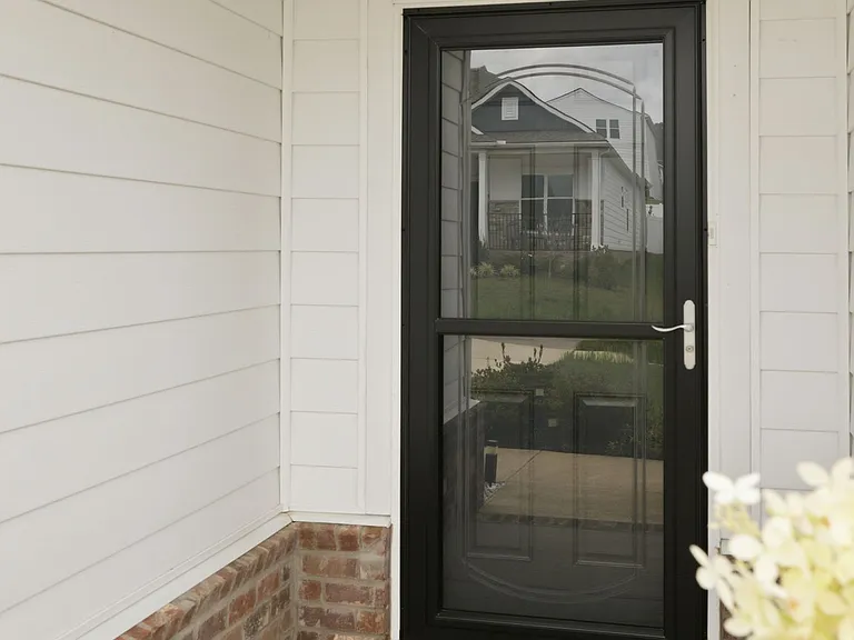3707 Clementine Ln — Photo 3