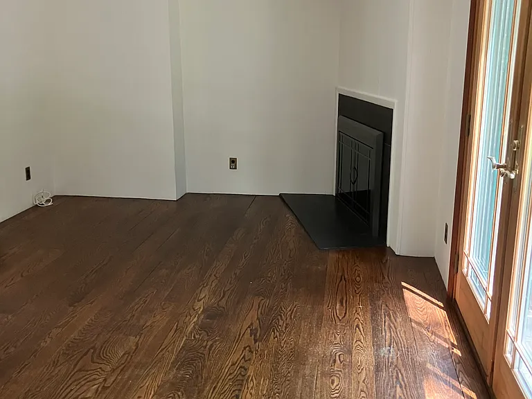 20 Springdale Rd — Photo 5