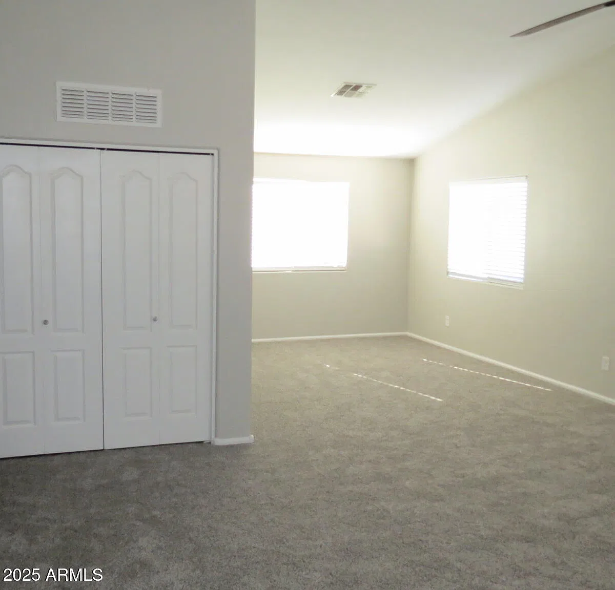 4 bed, 3.0 bath, 2196 sqft, $1,795 — Photo 4