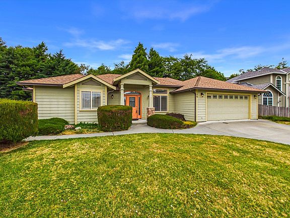 3rd image of 126 Arizzi Ct