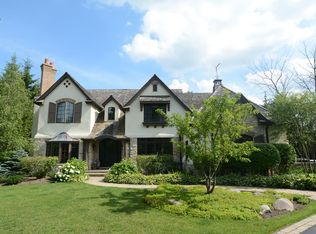 935 W James Ct S, Lake Forest, IL