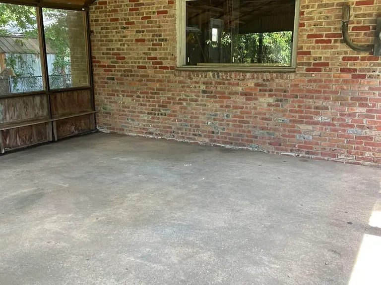 2601 Logan Rd — Photo 16