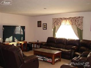 11246 E Stanley Rd, Davison, MI 48423