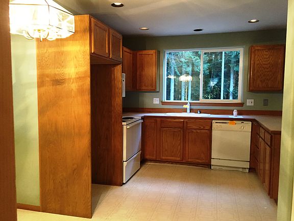 5th image of 6347 NE Ponderosa Blvd
