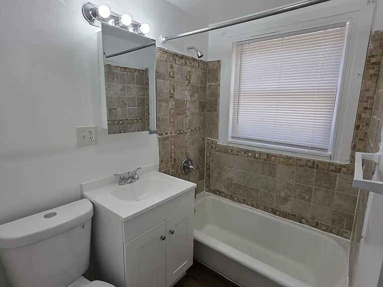 12 Hilltop Rd #R1 — Photo 7