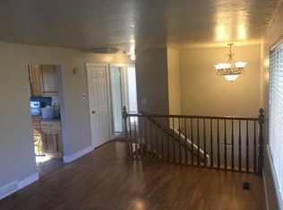 594 E Hilo St, Sandy, UT 84070