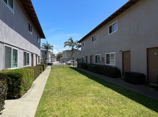 2619 England St, Huntington Beach, CA 92648