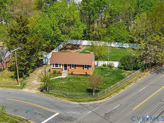 3rd image of 5604 Stella Rd