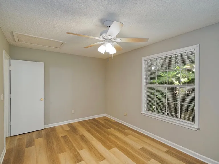 2912 Capital Park Dr — Photo 18