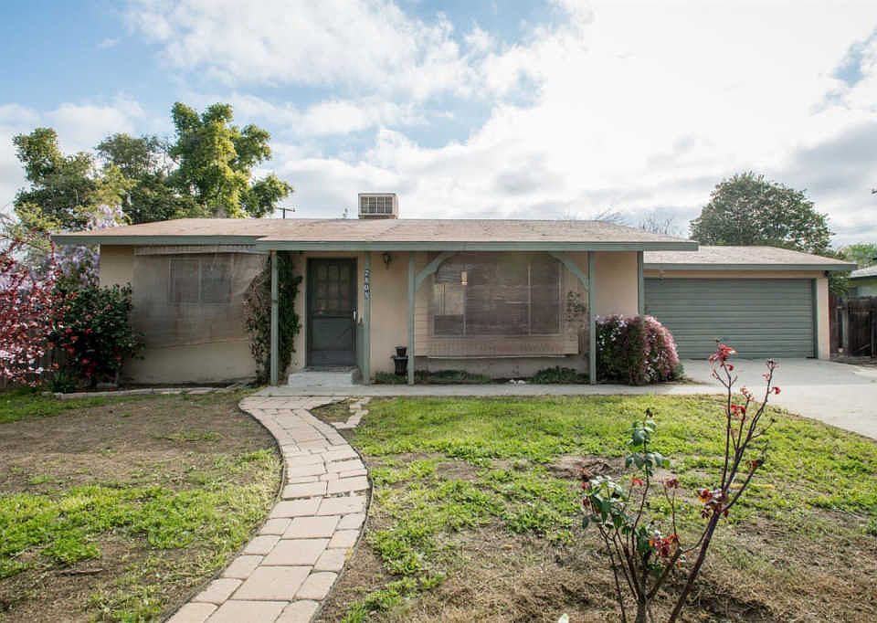 1st image of 2808 N Canary Dr