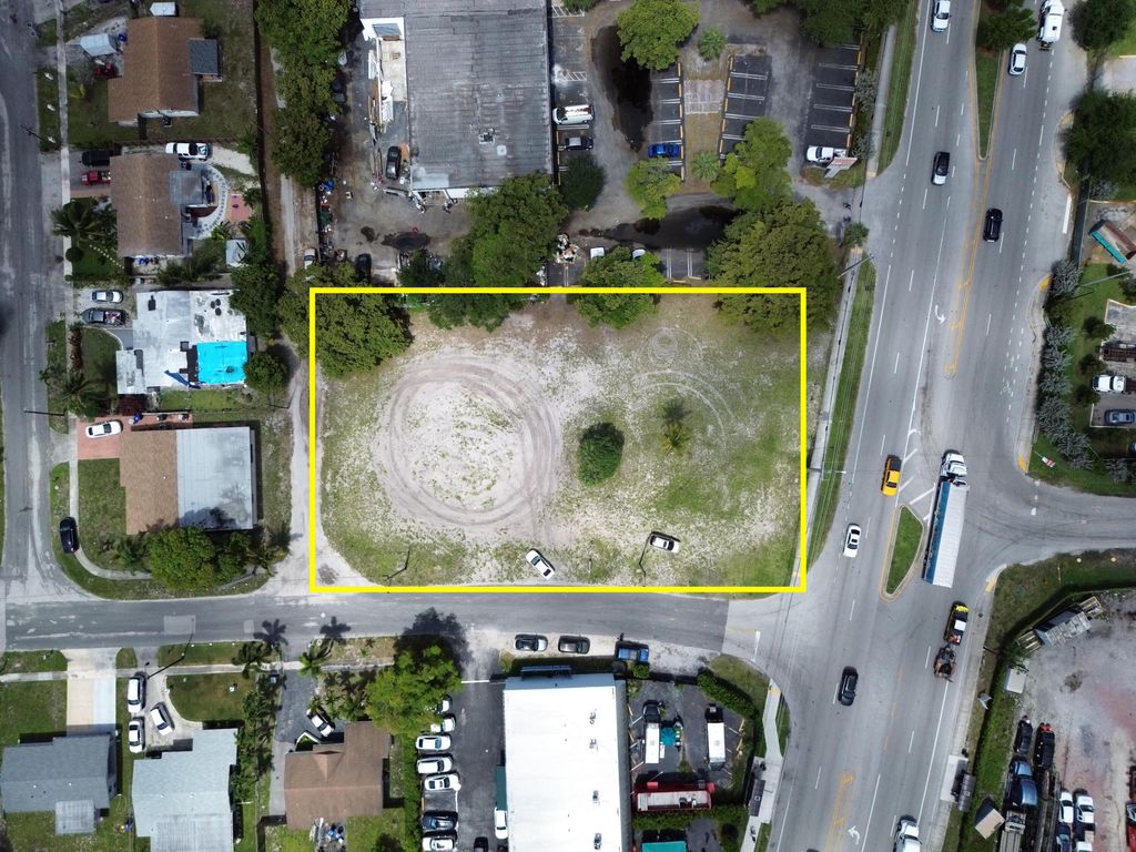 2400 Dr Martin Luther King Jr Boulevard, photo 4