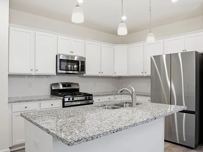 1521 Redoubt Rd #3B — Photo 4