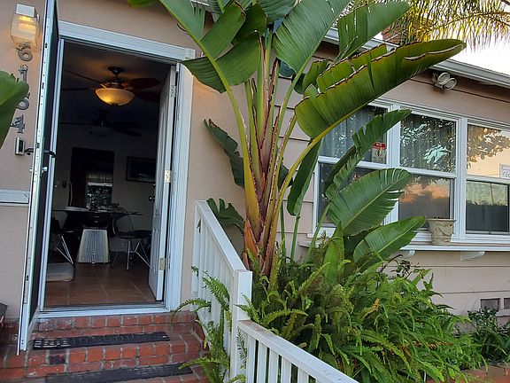 Front Door, Safety Rail