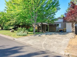 995 Clay St, Ashland, OR 97520