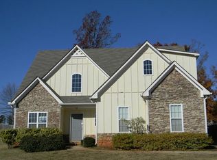 9001 Aldbury Dr, Locust Grove, GA 30248