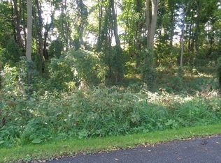 592 Phillips Rd, Skaneateles Falls, NY 13153