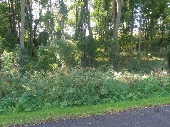 592 Phillips Rd, Skaneateles Falls, NY 13153