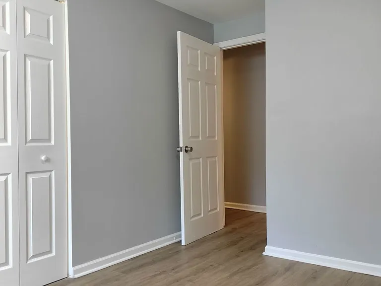 11540 S Peoria St — Photo 17