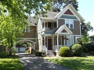 151 Park Ave, Grayslake, IL 60030