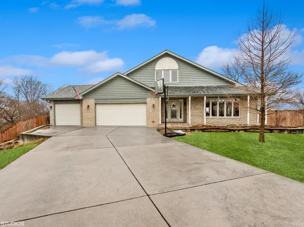 1220 Tralee Ln, Lockport, IL 60441