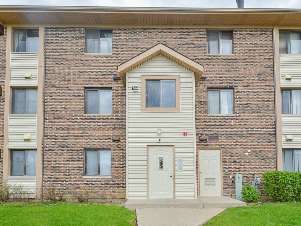 1st image of 3 Cedar Ct APT 6