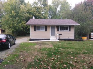 35 Airshire Pl, Hazelwood, MO 63042