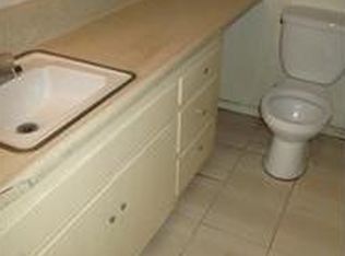 21105 Catskill Ave, Carson, CA 90745