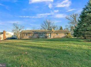 615 Yoder Rd, Harleysville, PA 19438