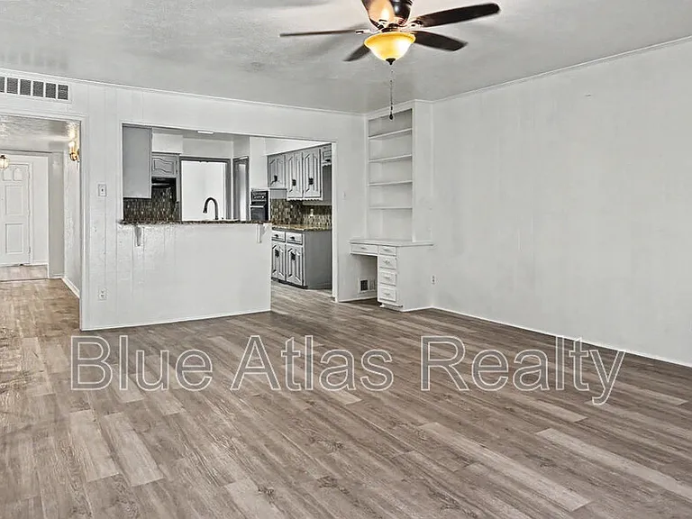 7747 Dentcrest Dr — Photo 3