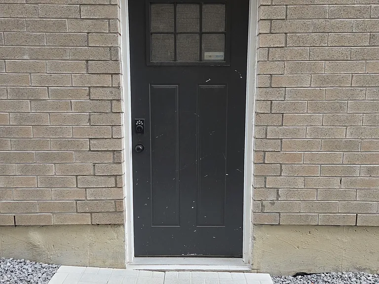 9474 Bayview Ave — Photo 6