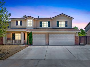 6112 Oak Fence Ln, Lancaster, CA 93536