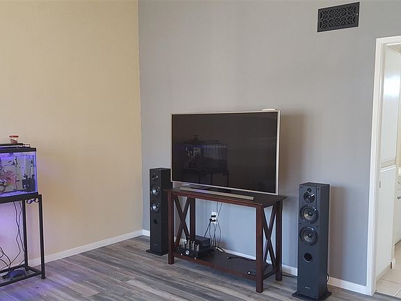 5th image of 4642 Utah St Unit 7